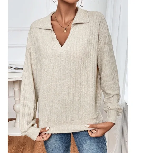 Cream Ribbed Collared V-Neck Sweater (size large) - Picture 4 of 6